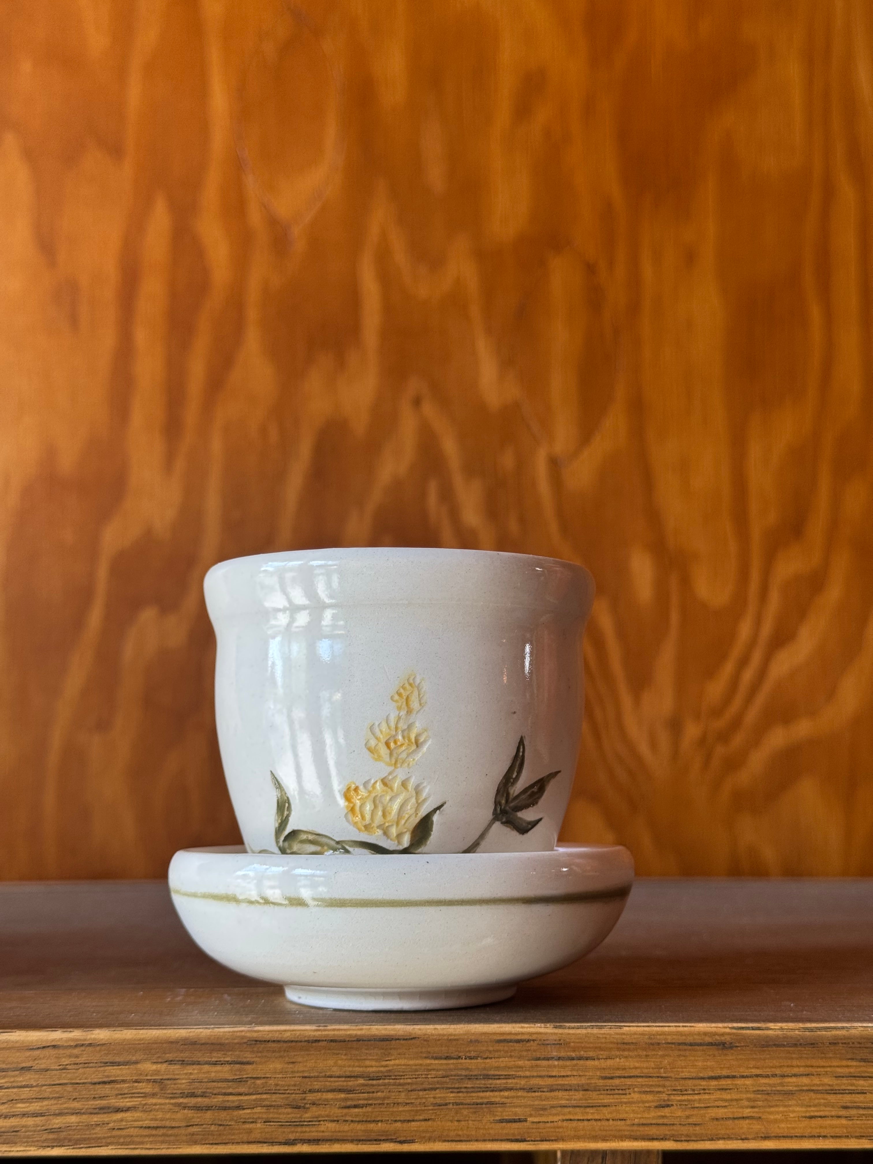 Porcelain Flower Cortado Cup, with Saucer