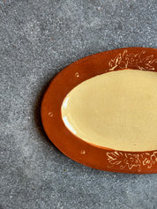 Iris in Garnet - Large Oval Bistro