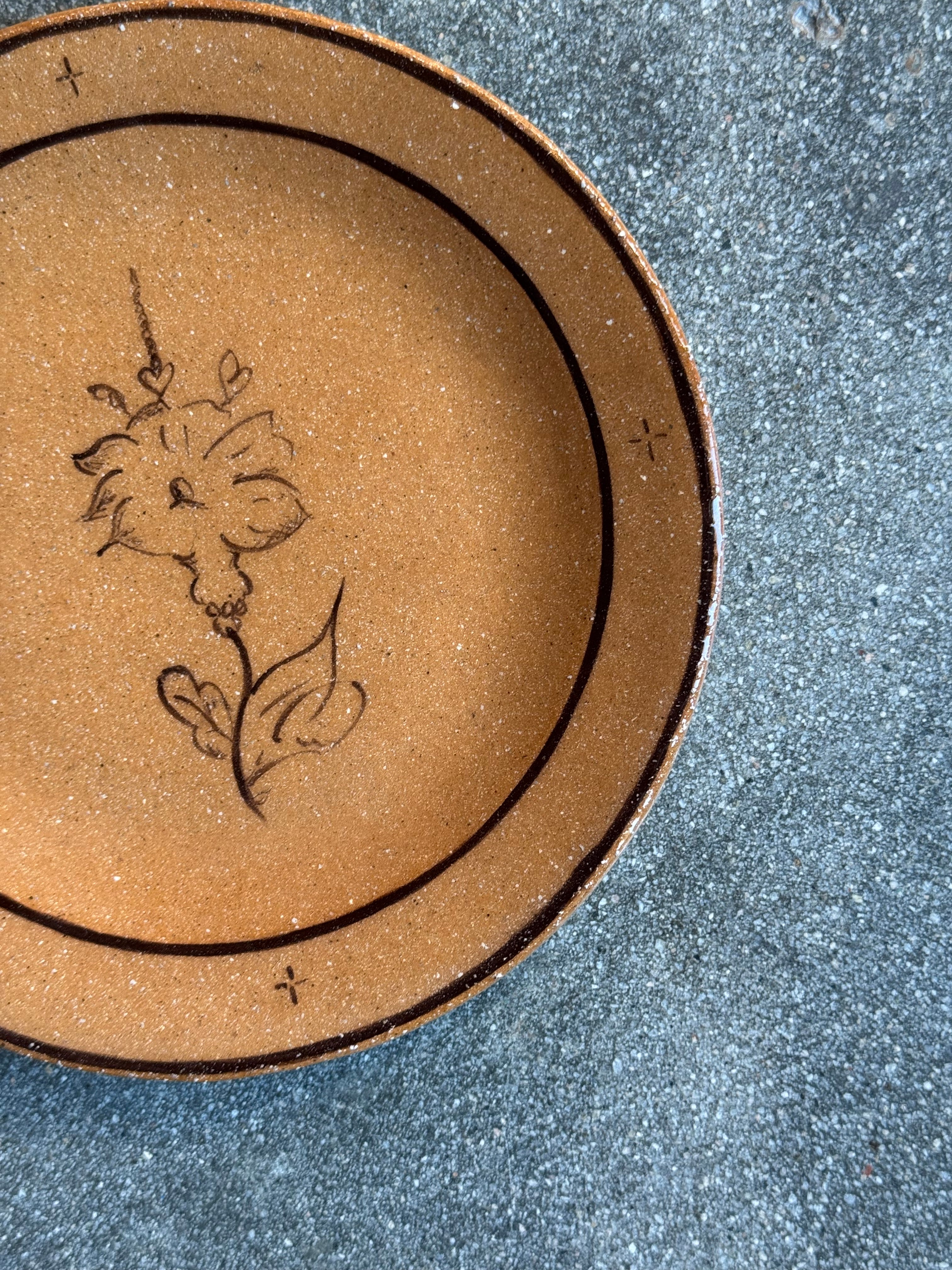 Brown Flower - Santa Fe Medium Dinner Plate