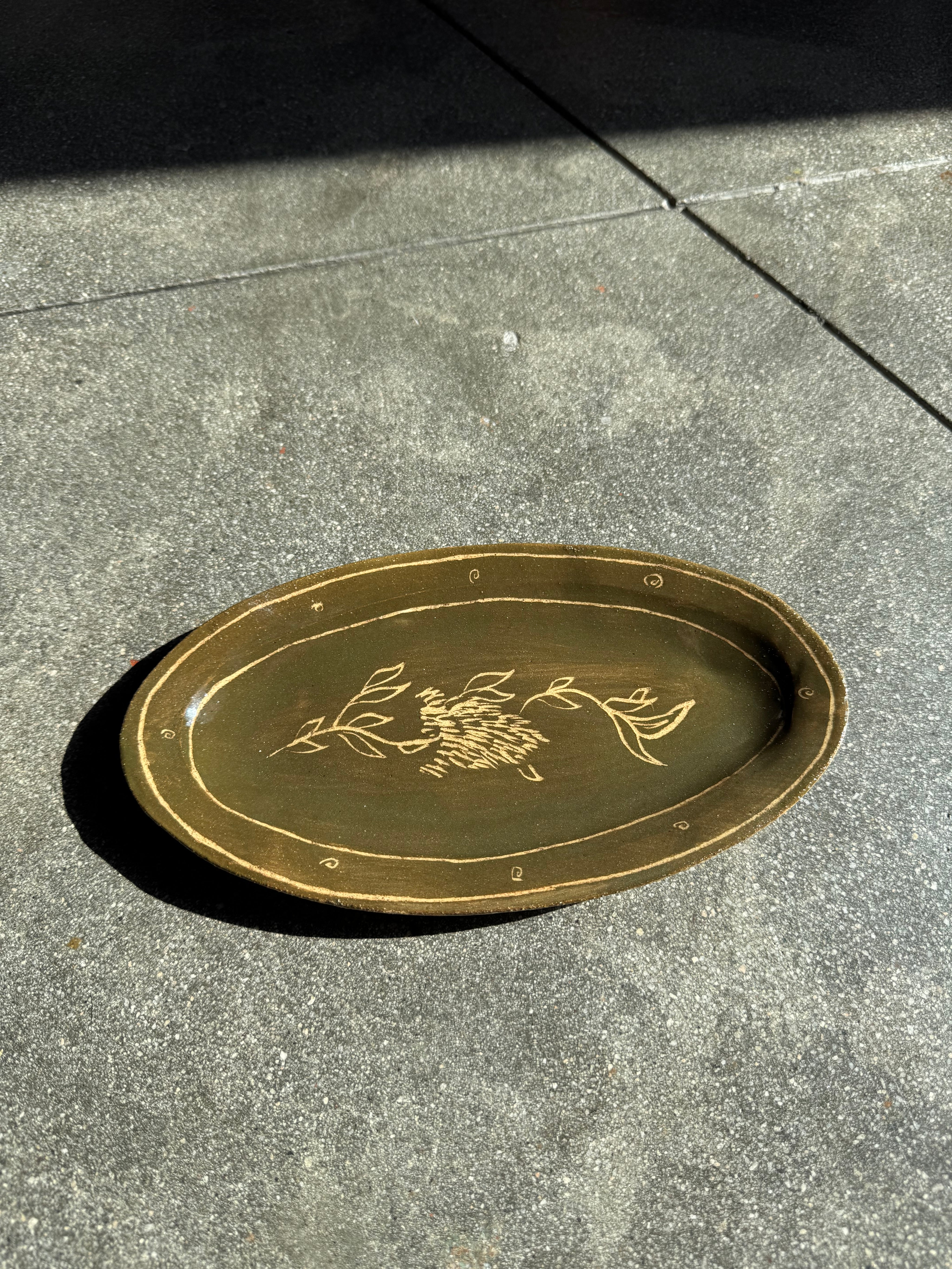 Green Flower - Oval Bistro Plate