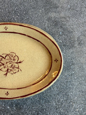 Garnet Bouquet - Oval Coupe
