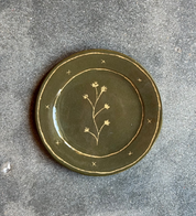 Green Flower - Medium Dinner Plate