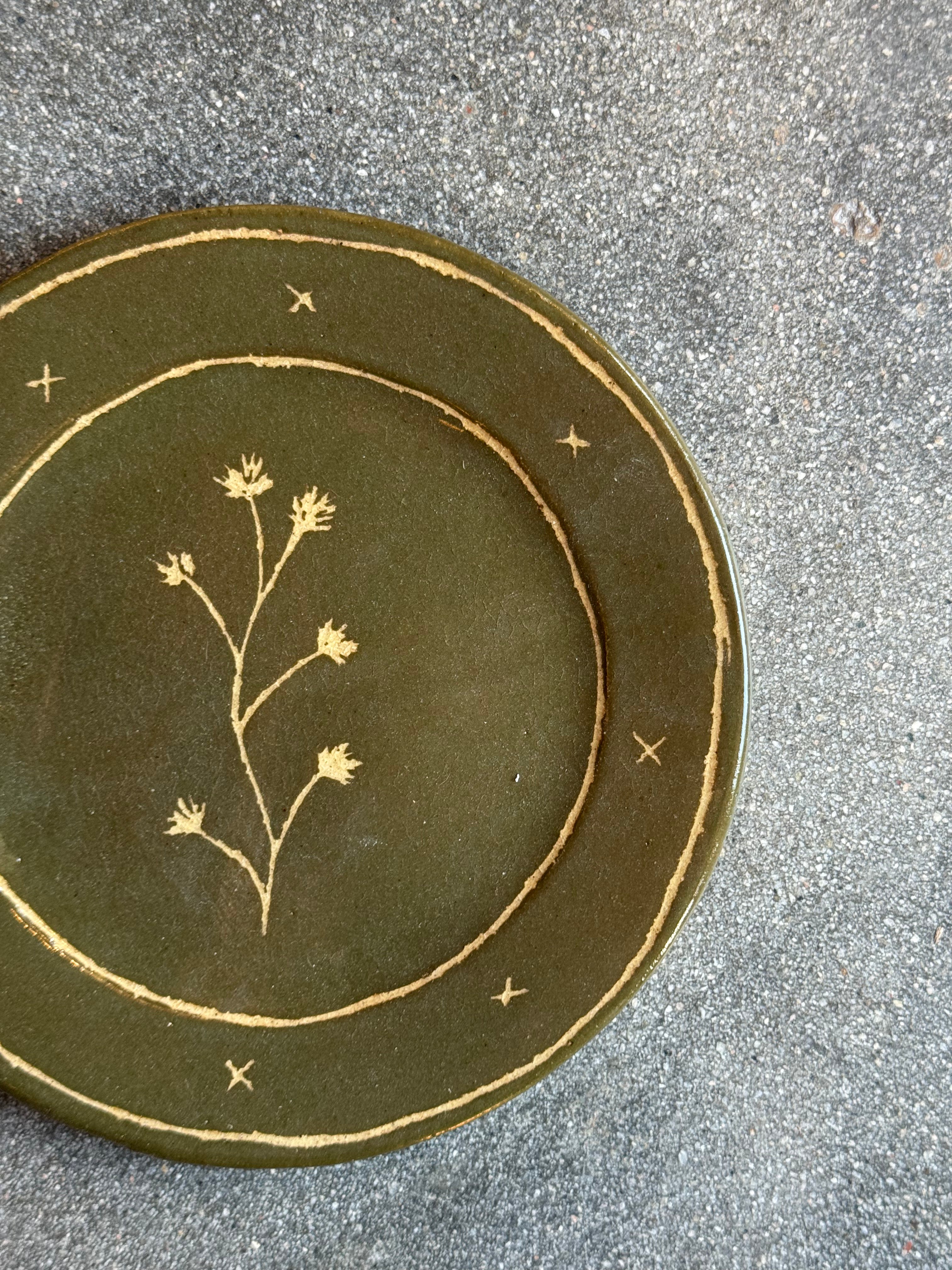 Green Flower - Medium Dinner Plate