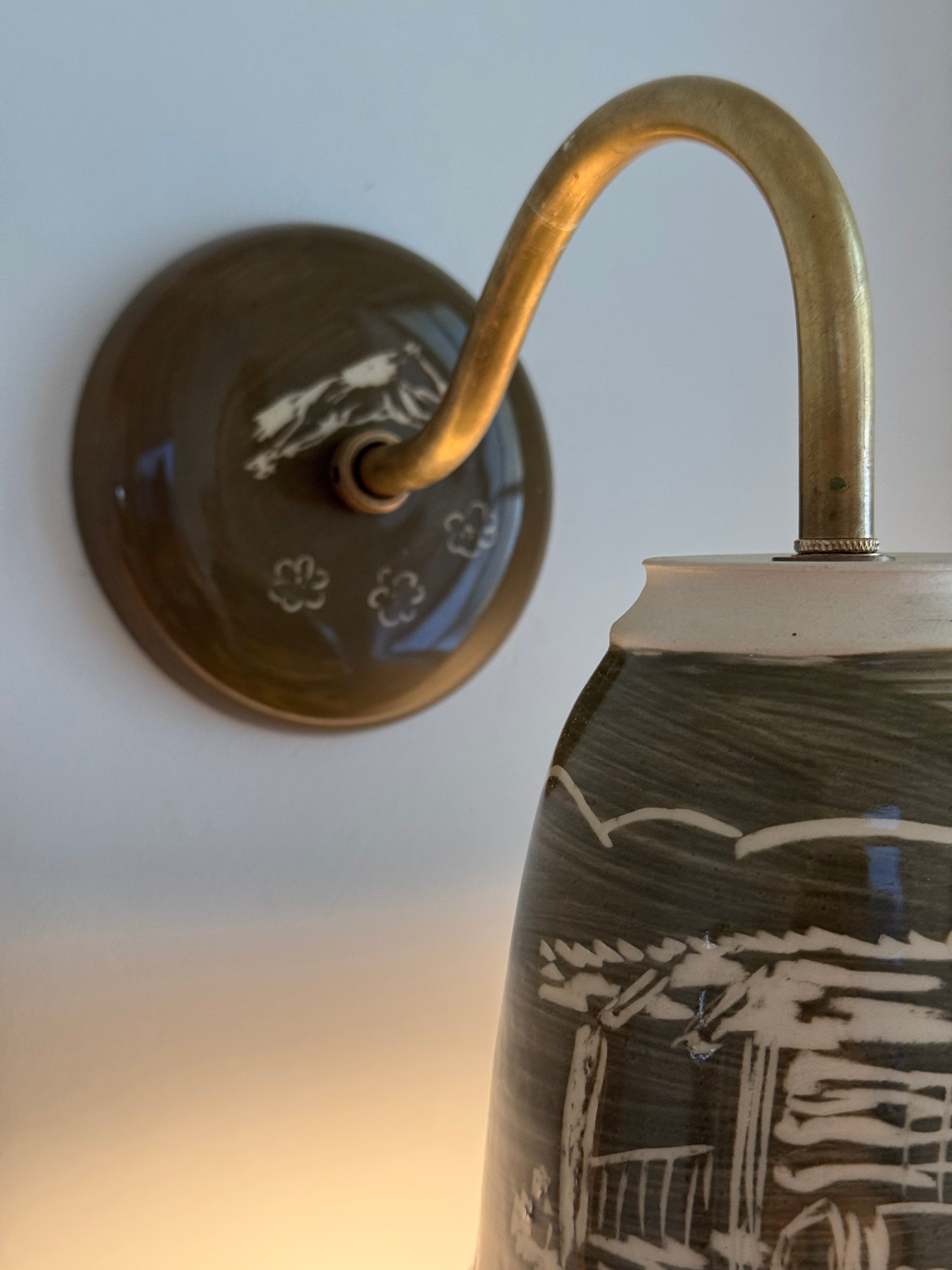 Green Pasture Sconce