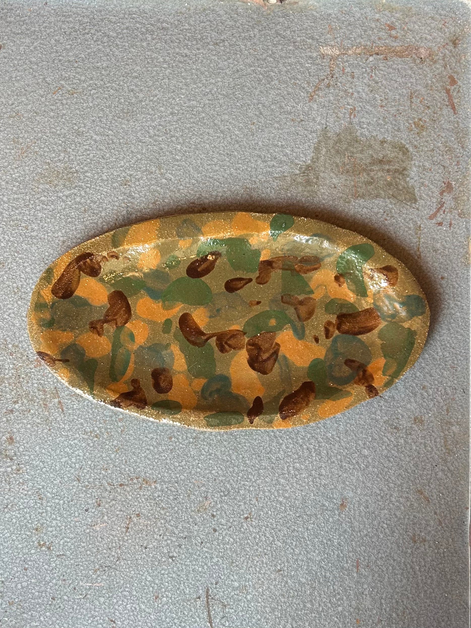 Camo Oval Bistro