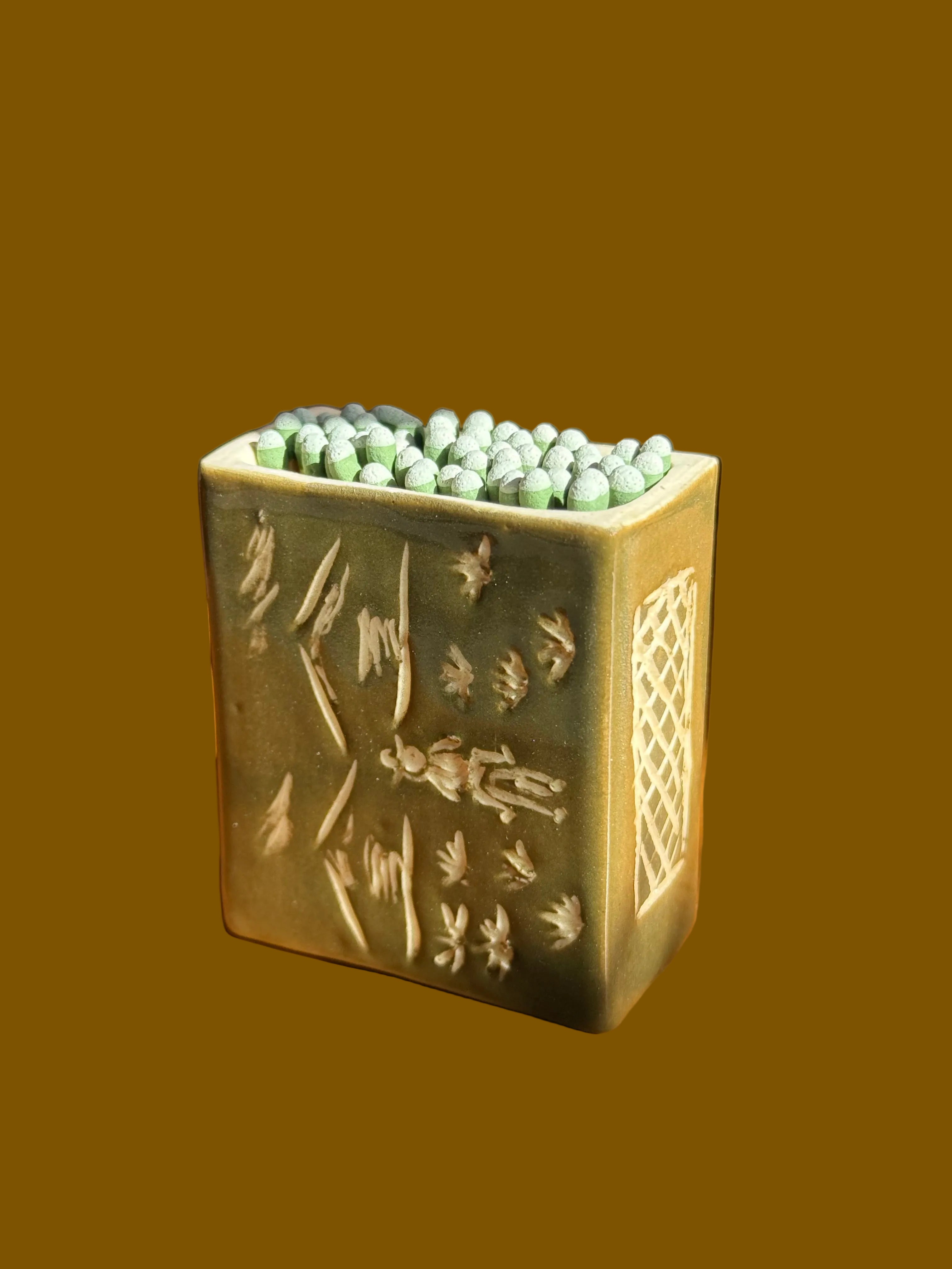 On the Green Striker Box - No Insert