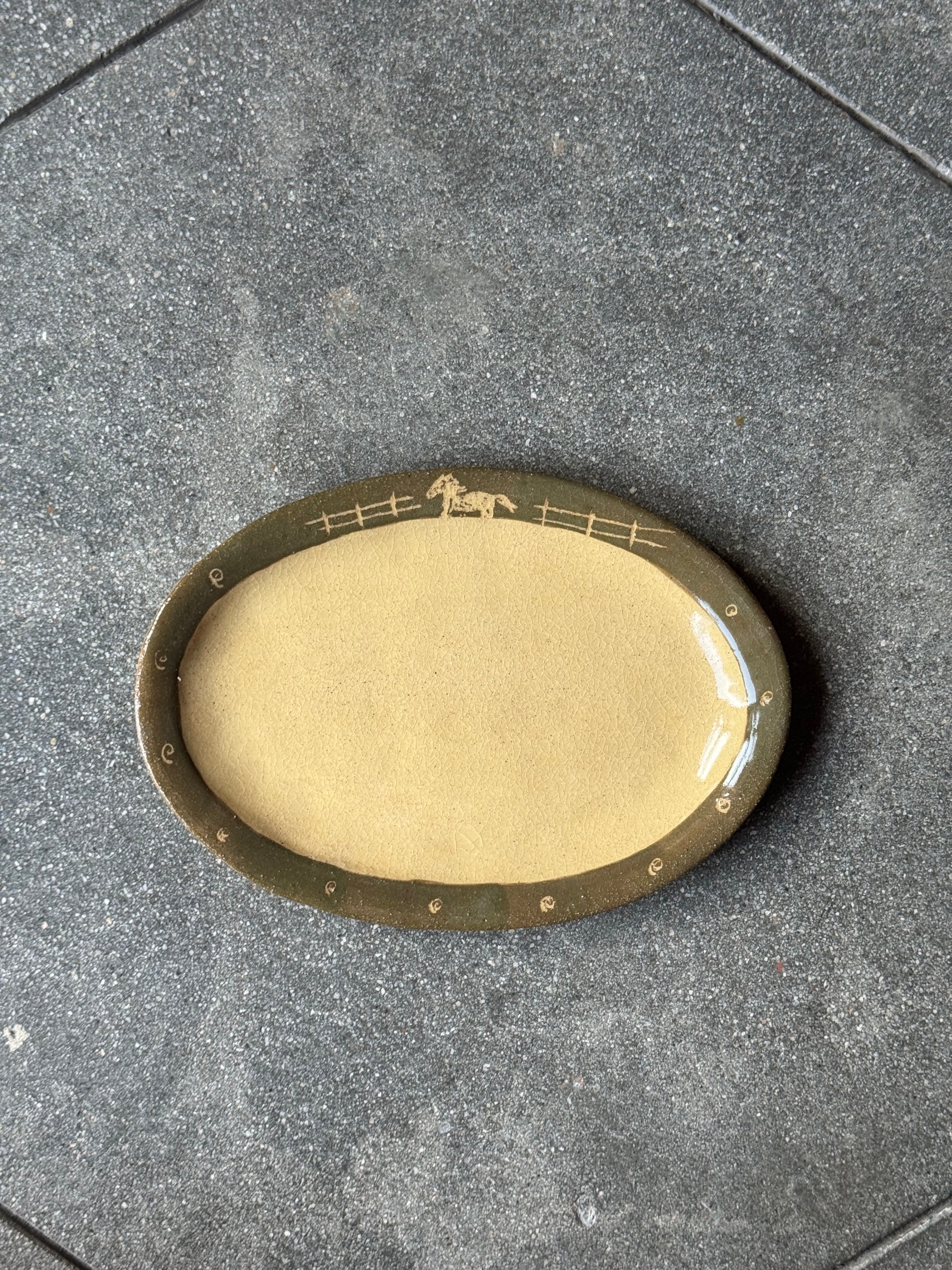 Fence Post Horse - Oval Coupe