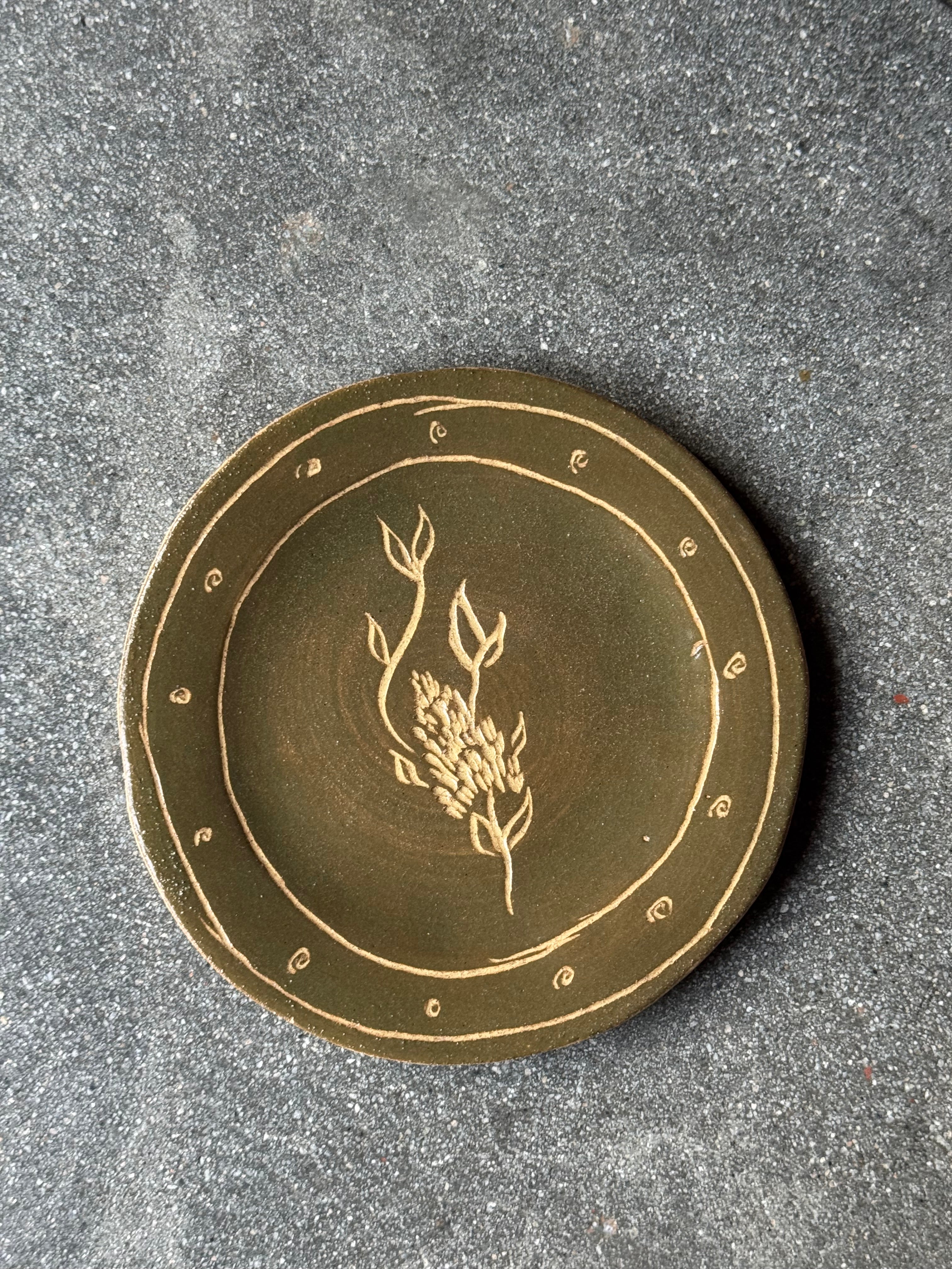 Green Flower - Medium Dinner Plate