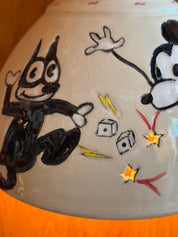 Gambling Mickey and Felix
